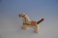画像2: 馬の笛　茶　チェコ　ウッドクラフト　手作り　おもちゃ　プレゼント (2)
