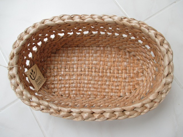 模様編み楕円バスケット中（０８）サイズ31cm×20cm×高さ11cm　重さ88ｇ。国の伝統工芸認定品