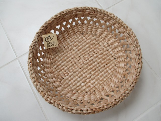 模様編みバスケット中（０６）サイズ直径30m×高さ8cm　重さ81ｇ。国の伝統工芸認定品。